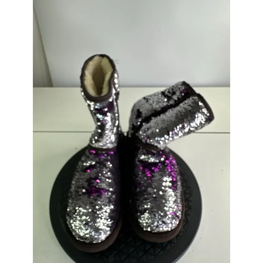 Ugg Australia Sequin Silver Purple Sparkle Winter Boot Women Size 7 Minimal Wear